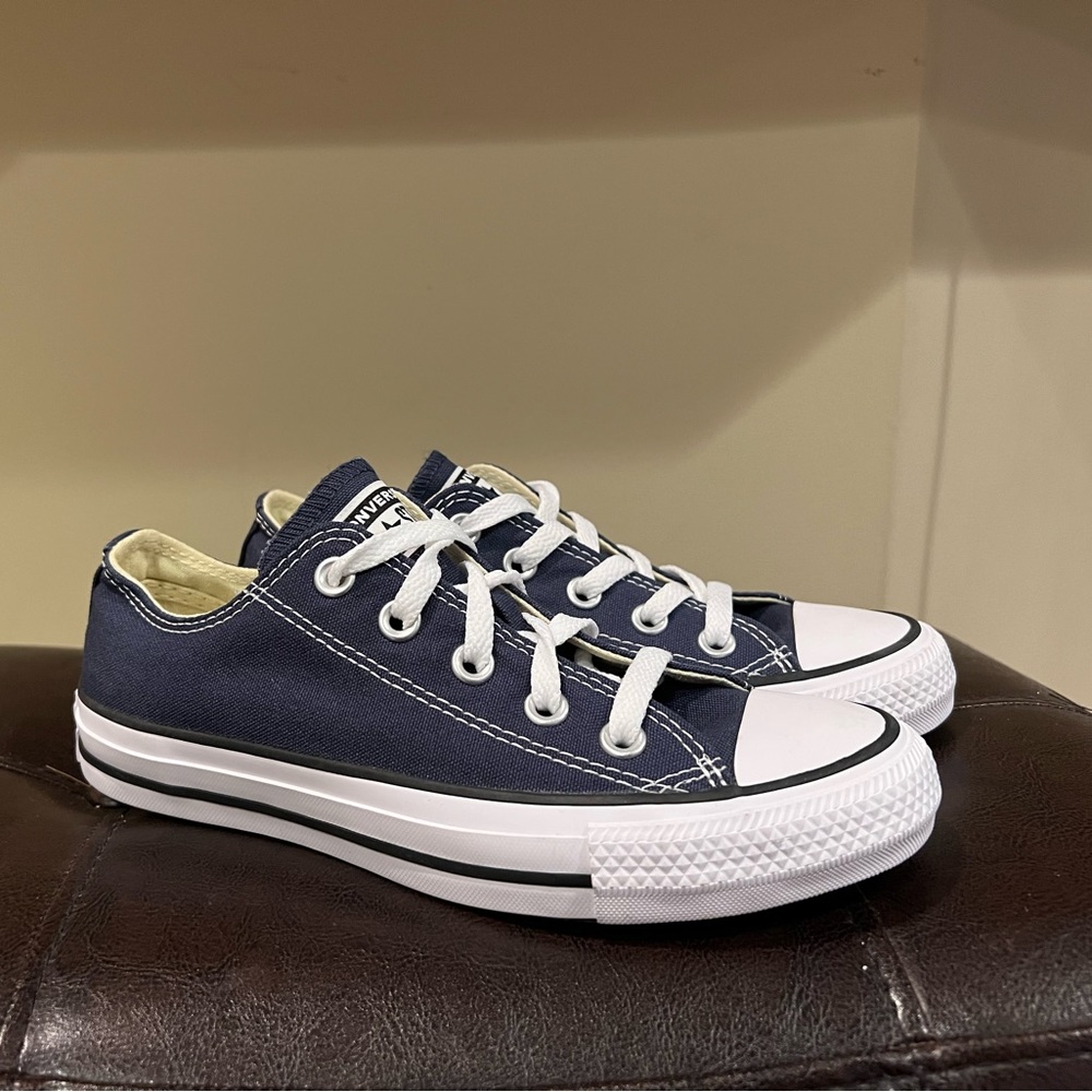 NEW! Chuck Taylor All Star Classic (Navy Blue Low Top Converse)
